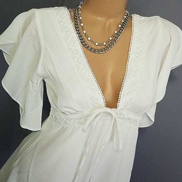 Stunning Off White Crisp Unique Design Dress - Picture 2 of 6